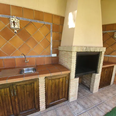 Espaciosa En Villa *