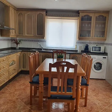 Espaciosa En Villa