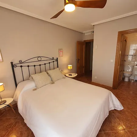 Espaciosa En Villa